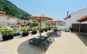 Theseus Seafront House